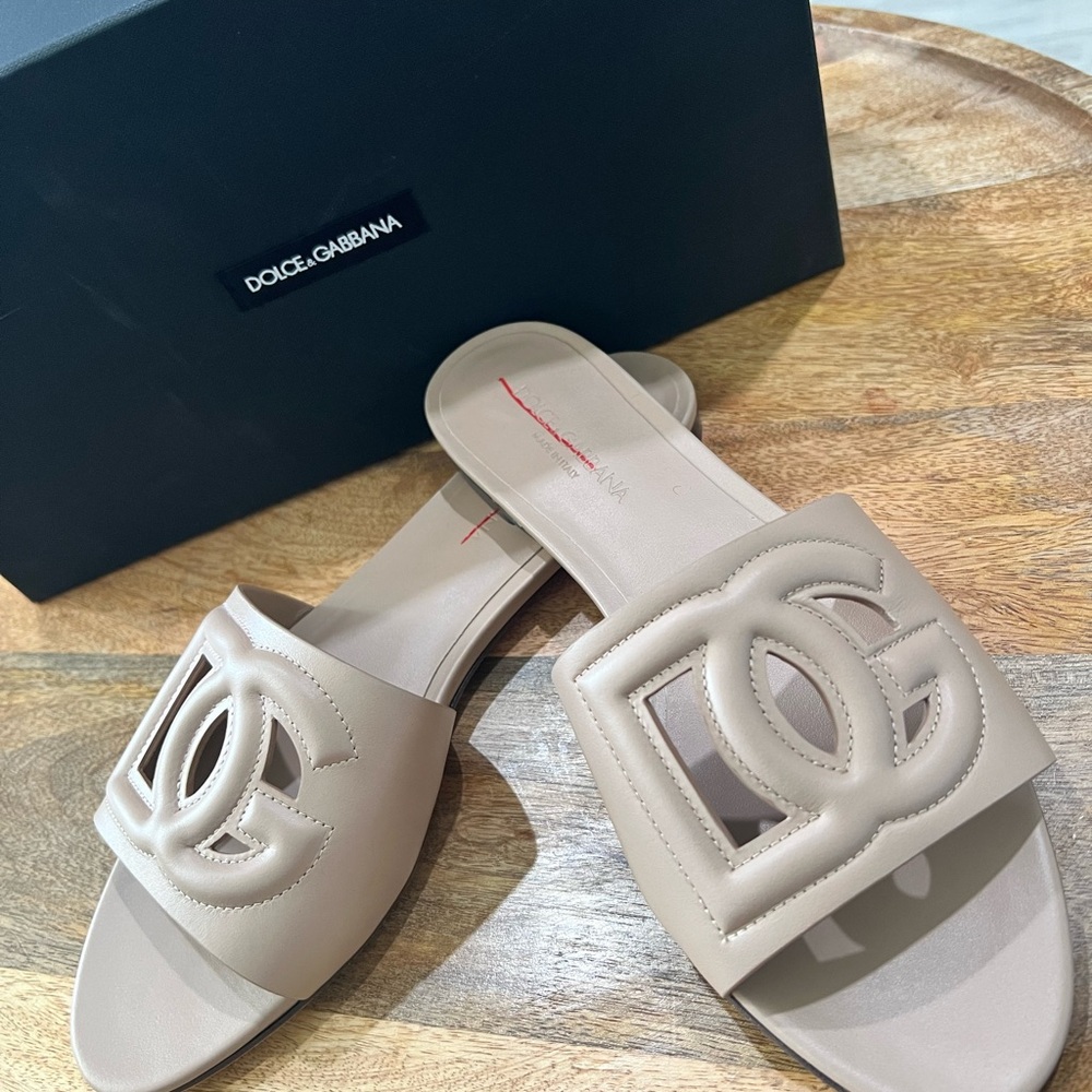 Dolce & Gabbana Beige Logo Slide Sandals